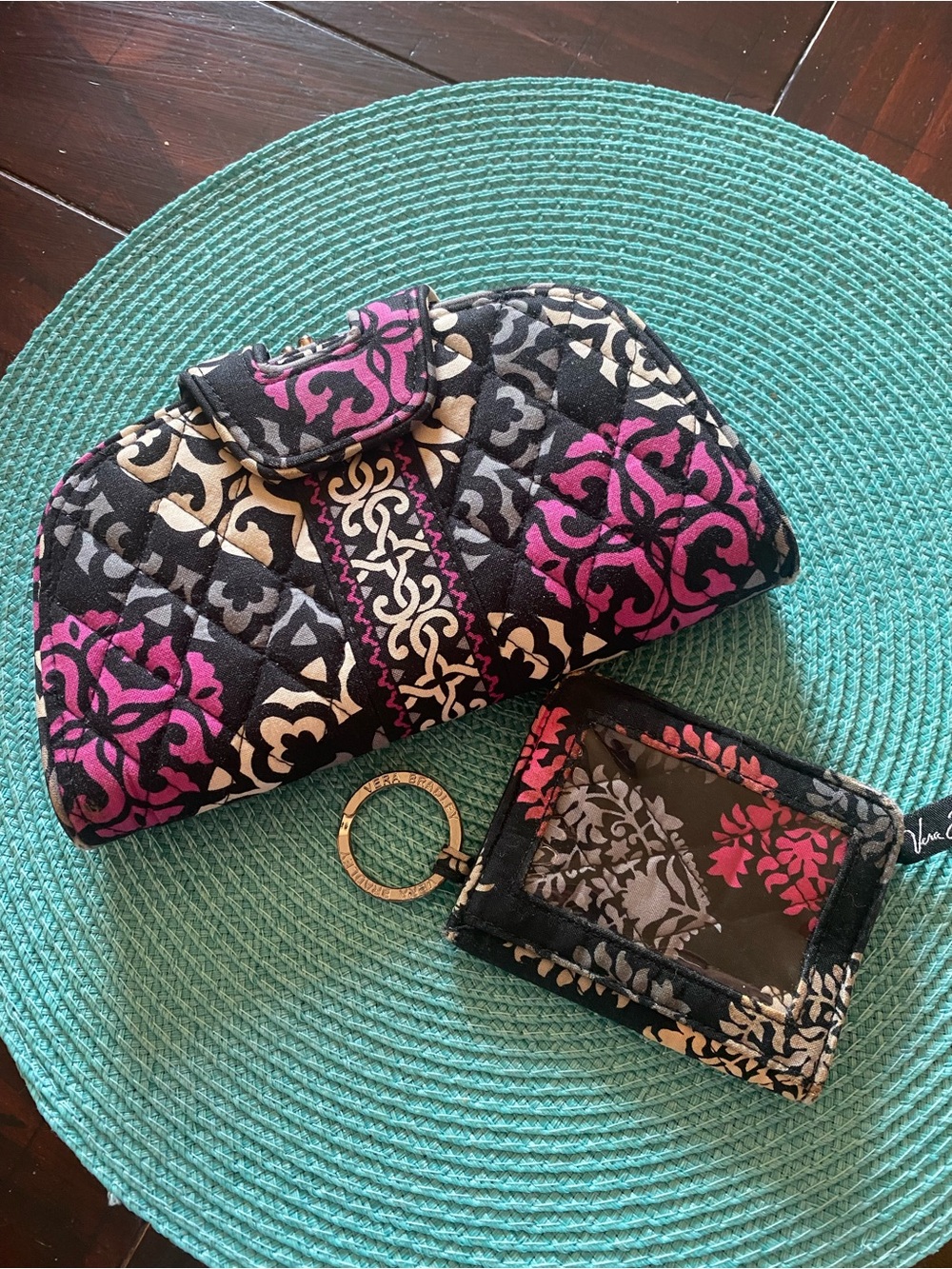Vera Bradley Kiss lock Wallet Clutch and ID key holder Magenta black